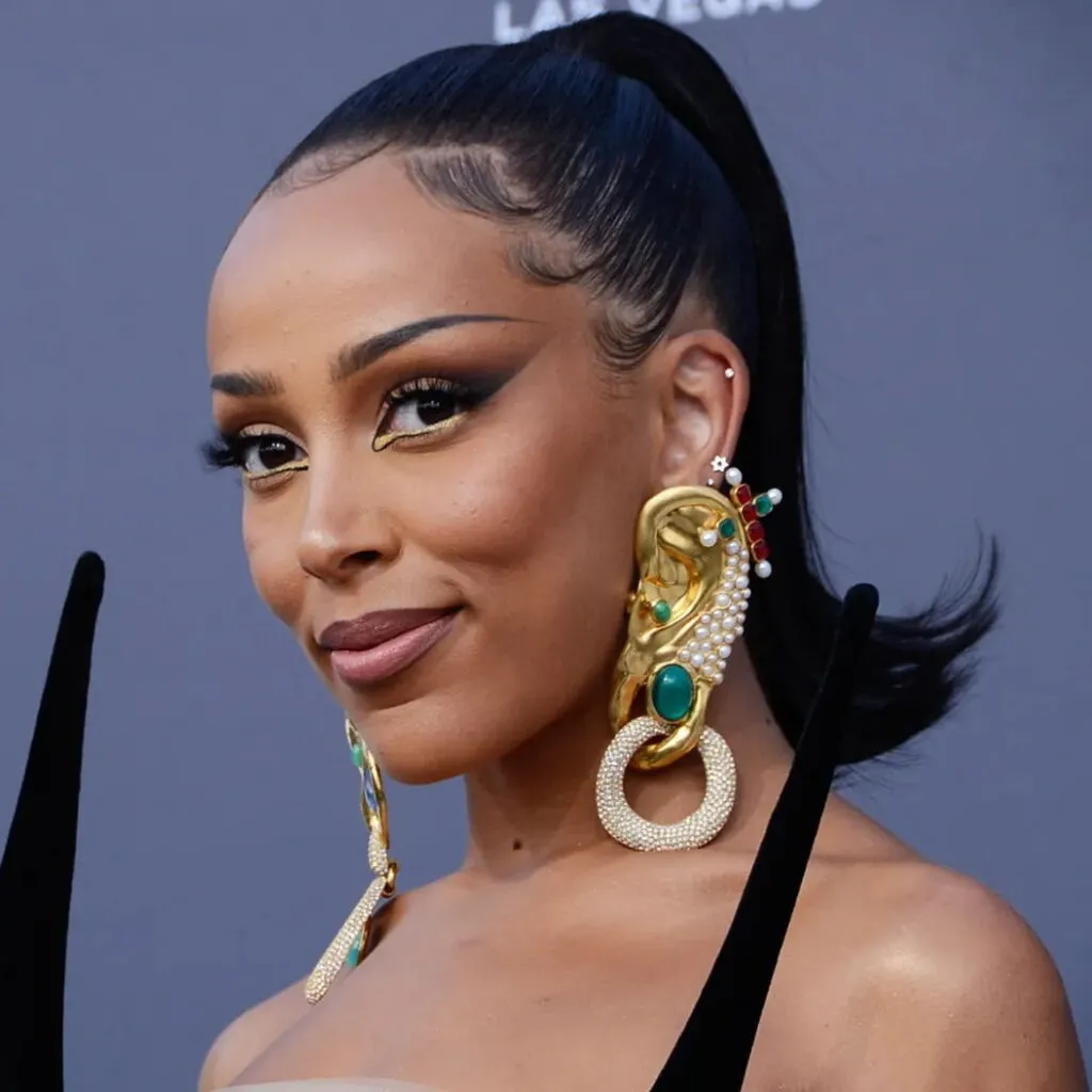 Doja Cat Captions for Instagram
